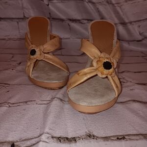 Elegant Floral Tan Heels